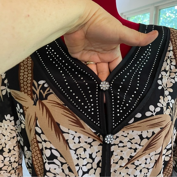 Design Works Top Beautiful Florals! Rhinestone Details Size PL - Picture 5 of 9